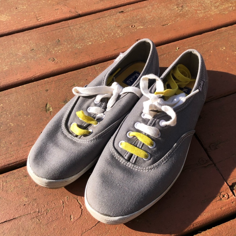 Vintage Gray Ked Shoes Size 6 Women’s